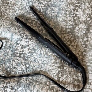 Revlon Multitool- curling wand/flat iron duo